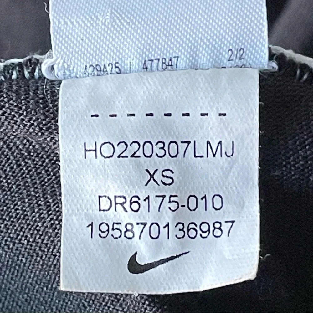 Nike Black Swoosh Graphic High-Rise Leggings Size XS - 47716
